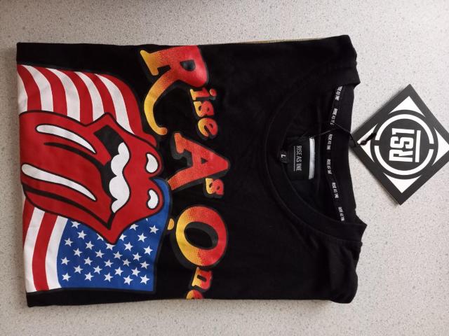 新品92%オフ、ロゴ、半袖Tシャツ(黒、XL) < 男性ファッション  新品92%オフ、ロゴ、半袖Tシャツ(黒、XL) < 男性ファッションの