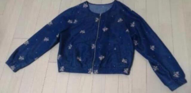 特価極美品 軽量素敵重宝ブルゾンジャンパージャケットノーカラー 脚長効果抜群紺色ファスナー旅行 < 女性ファッション 特価極美品 軽量素敵重宝ブルゾンジャンパージャケットノーカラー 脚長効果抜群紺色ファスナー旅行 < 女性ファッションの