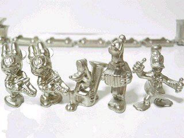 ディズニーパレード♪ミニー&ドナルド&グーフィー&プルート ドリームトレイン 12種セット 重量感 < おもちゃ ディズニーパレード♪ミニー&ドナルド&グーフィー&プルート ドリームトレイン 12種セット 重量感 < おもちゃの