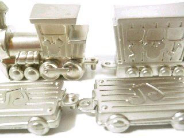 ディズニーパレード♪ミニー&ドナルド&グーフィー&プルート ドリームトレイン 12種セット 重量感 < おもちゃ ディズニーパレード♪ミニー&ドナルド&グーフィー&プルート ドリームトレイン 12種セット 重量感 < おもちゃの