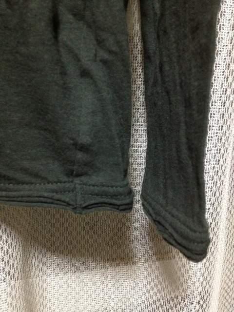 ビームス ユーズド加工 無地 長袖Tシャツ ロンT カットソー Sサイズ 黒グレー 日本製 < ブランド  ビームス ユーズド加工 無地 長袖Tシャツ ロンT カットソー Sサイズ 黒グレー 日本製 < ブランドの