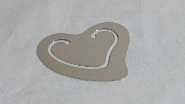 正規良 限定 TIFFANYティファニー ペレット ハート型マネークリップSV925 財布 栞 付属有 < ブランド 正規良 限定 TIFFANYティファニー ペレット ハート型マネークリップSV925 財布 栞 付属有 < ブランドの