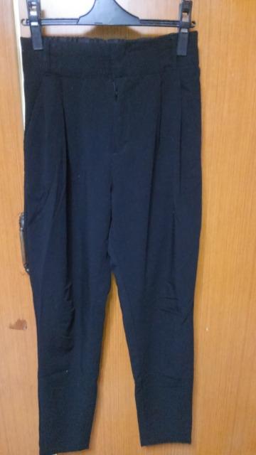 B 黒のパンツ < 女性ファッション  B 黒のパンツ < 女性ファッションの