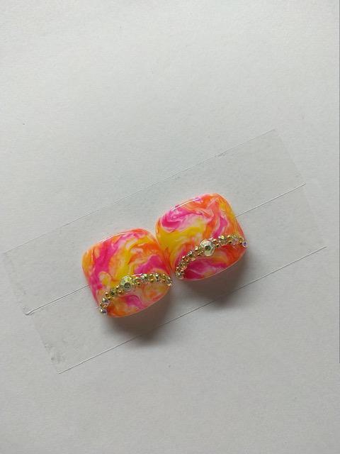 LBNYLA☆親指ペディ♪ ピンクイエロー系マーブルタイダイ < 香水/コスメ/ネイル  LBNYLA☆親指ペディ♪ ピンクイエロー系マーブルタイダイ < 香水/コスメ/ネイルの