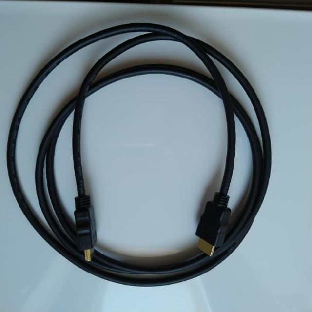 ���i���@����HDMI�P�[�u�����@�Q���[�g��