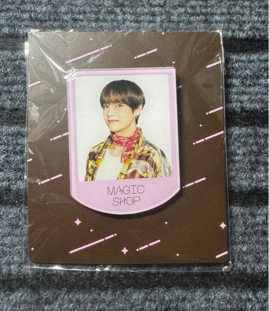 BTS Vアクリルバッチ < タレントグッズ BTS Vアクリルバッチ < タレントグッズの