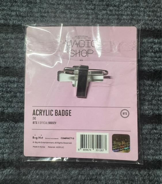 BTS Vアクリルバッチ < タレントグッズ BTS Vアクリルバッチ < タレントグッズの