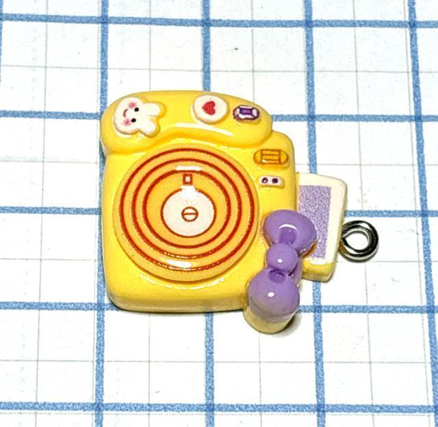 822 ラブリーなカメラ 黄色1個 樹脂パーツ アクセサリーチャーム チェキ うさぎ柄 < ペット/手芸/園芸 822 ラブリーなカメラ 黄色1個 樹脂パーツ アクセサリーチャーム チェキ うさぎ柄 < ペット/手芸/園芸の