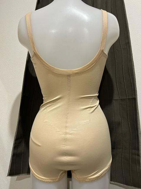 ワコール ボディスーツ 中古品 < 女性ファッション  ワコール ボディスーツ 中古品 < 女性ファッションの