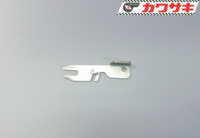 カワサキ K1 K2 W1 W1S W1SA ステアリングロック・キー 鍵番号 8  絶版新品 < 自動車/バイク カワサキ K1 K2 W1 W1S W1SA ステアリングロック・キー 鍵番号 8  絶版新品 < 自動車/バイク