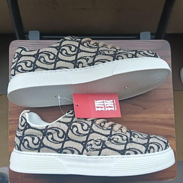 新品 27cm 27.5cm メンズ スニーカー ブラウン シューズ 靴 44 < 男性ファッション  新品 27cm 27.5cm メンズ スニーカー ブラウン シューズ 靴 44 < 男性ファッションの