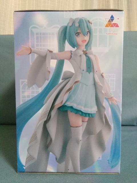 ŃvWFNgZJCꂽZJCƉ̂Ȃ~N@LuminastaJꂽ̃ZJC̏~N  Aj/R~bN/LN^[ 