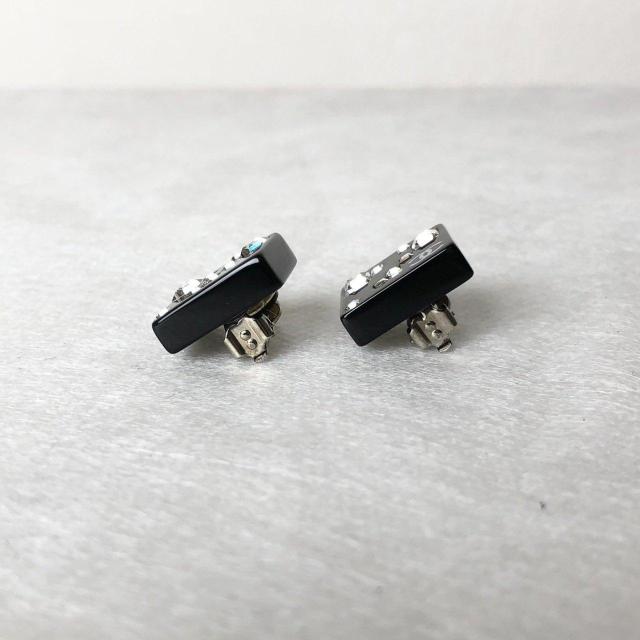 【極美品】CHANEL シャネル スクエア イヤリング ココマーク ラインストーン 刻印プレート付 05A < ブランド 【極美品】CHANEL シャネル スクエア イヤリング ココマーク ラインストーン 刻印プレート付 05A < ブランドの