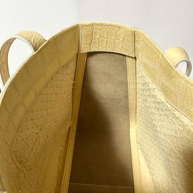 FENDI �t�F���f�B �N���R�^���� ���U�[ �g�[�g�o�b�O �N���[�� �x�[�W�� �S�[���h���� ���S�^���� �� �u�����h�� 