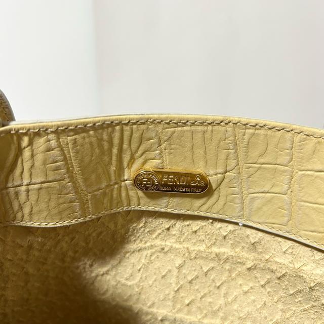 FENDI �t�F���f�B �N���R�^���� ���U�[ �g�[�g�o�b�O �N���[�� �x�[�W�� �S�[���h���� ���S�^���� �� �u�����h�� 