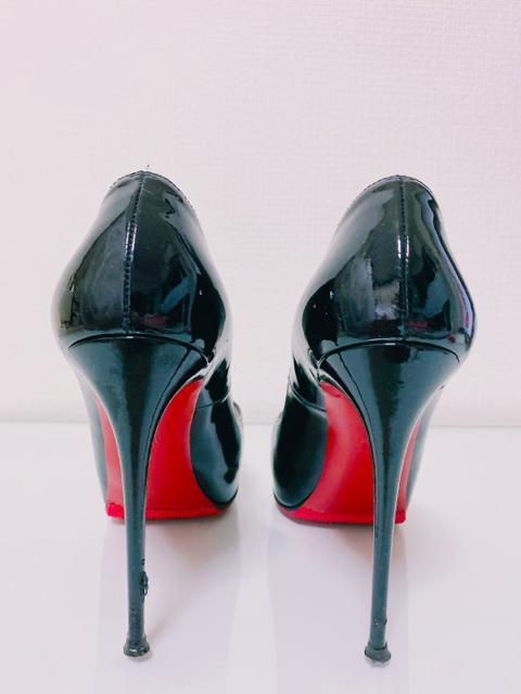 ChristianLouboutinクリスチャンルブタンブラックパテントオープントゥパンプスハイヒールレッドソールエナメル黒 < ブランド ChristianLouboutinクリスチャンルブタンブラックパテントオープントゥパンプスハイヒールレッドソールエナメル黒 < ブランドの
