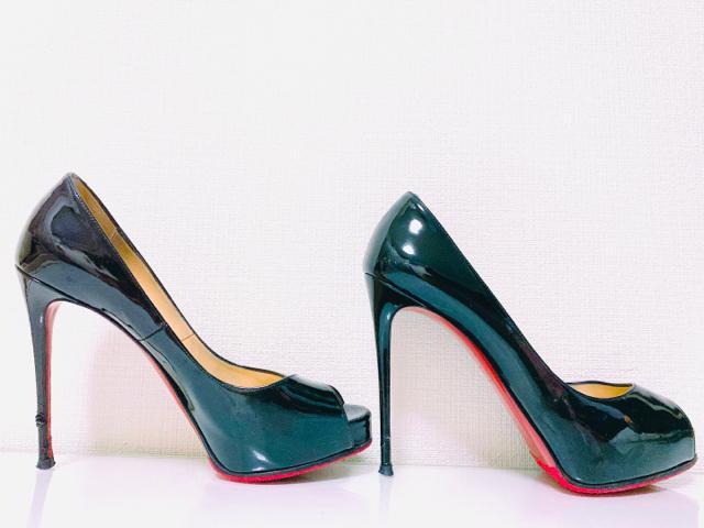 ChristianLouboutinクリスチャンルブタンブラックパテントオープントゥパンプスハイヒールレッドソールエナメル黒 < ブランド ChristianLouboutinクリスチャンルブタンブラックパテントオープントゥパンプスハイヒールレッドソールエナメル黒 < ブランドの