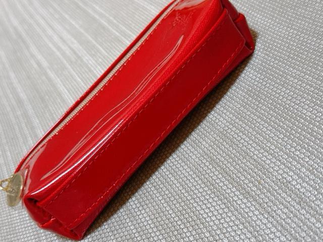 Yves Saint Laurent �ԃ|�[�` �� �u�����h�� 