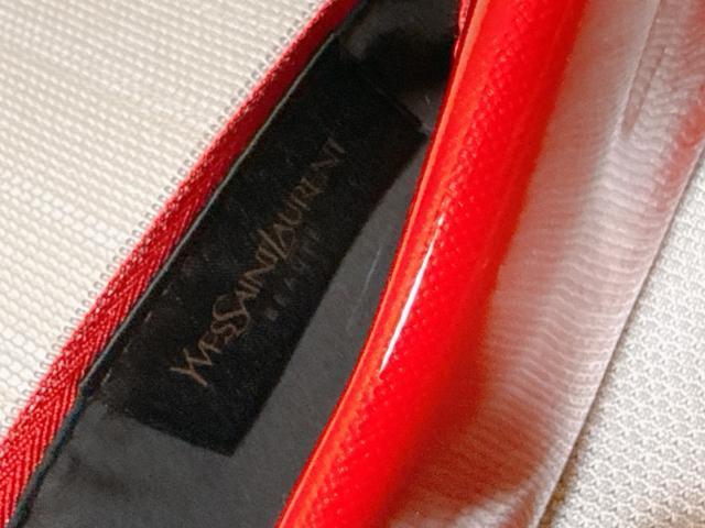 Yves Saint Laurent �ԃ|�[�` �� �u�����h�� 