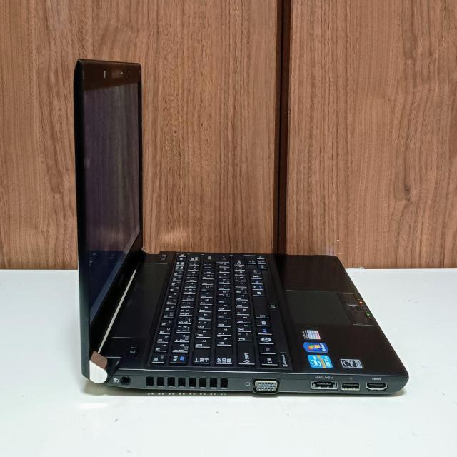 TOSHIBA dynabook Corei7 ������16GB �V�iSSD512GB �u���[���C Web�J���� Windows11 �� PC�{��/���Ӌ@��� 