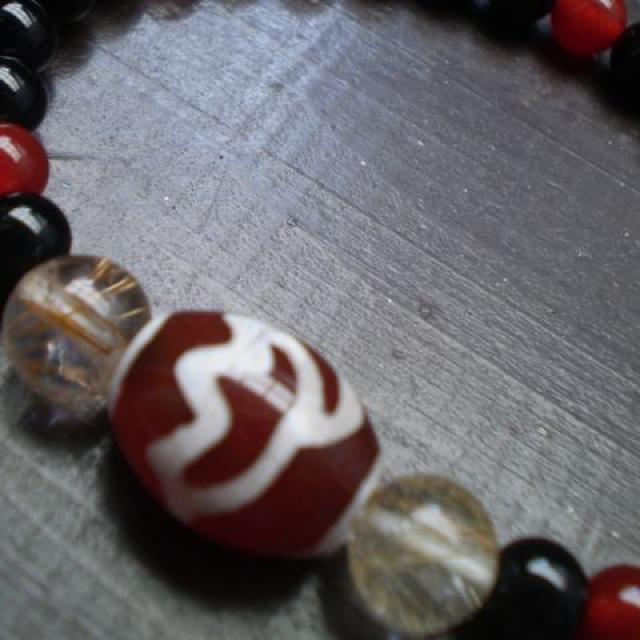 *蓮華天珠*オニキスxカーネリアンxルチルクォーツブレスレット < 女性アクセサリー/時計 *蓮華天珠*オニキスxカーネリアンxルチルクォーツブレスレット < 女性アクセサリー/時計の
