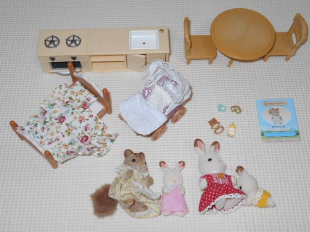 シルバニアファミリー はじめてのシルバニアファミリー+オマケ < おもちゃ  シルバニアファミリー はじめてのシルバニアファミリー+オマケ < おもちゃの