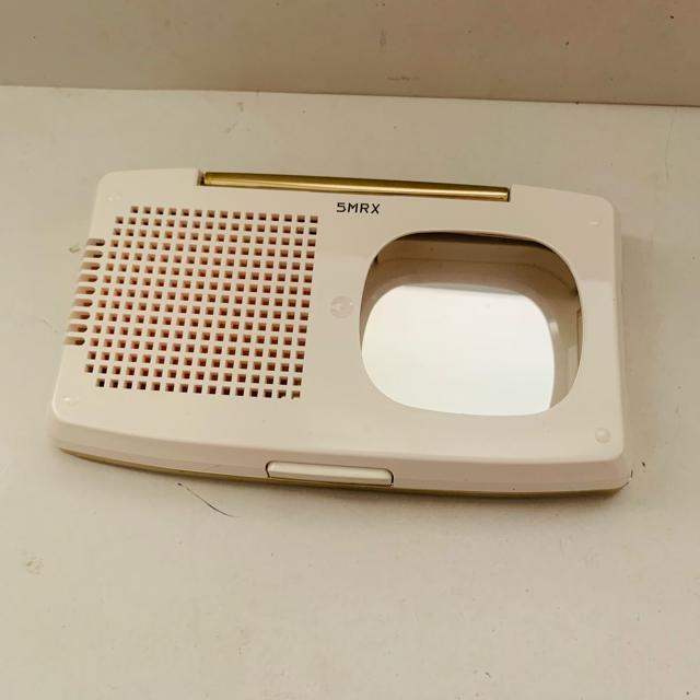 切手可 エリクシール シュペリエル エマルジョンパクト ケース < ブランド  切手可 エリクシール シュペリエル エマルジョンパクト ケース < ブランドの