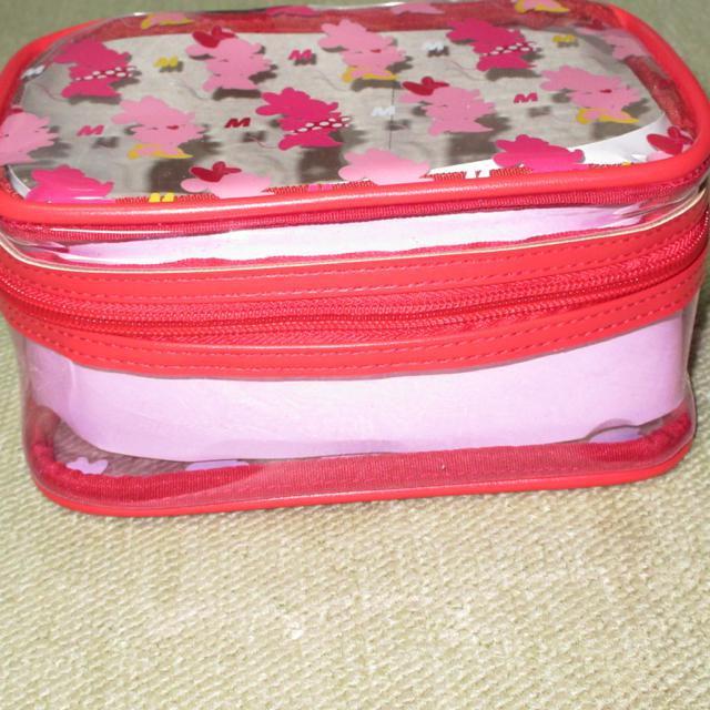 未使用タグ付き☆ミニーマウス*ビニール製バニティポーチ*化粧ポーチ*メイクポーチ < アニメ/コミック/キャラクター 未使用タグ付き☆ミニーマウス*ビニール製バニティポーチ*化粧ポーチ*メイクポーチ < アニメ/コミック/キャラクターの