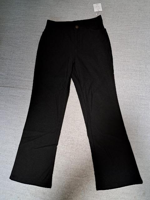 新品 裏起毛ストレートパンツ☆ < 女性ファッション  新品 裏起毛ストレートパンツ☆  < 女性ファッションの