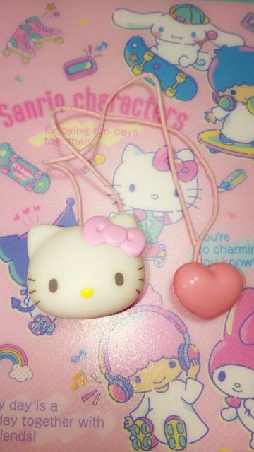 ハローキティ顔ソフビハートヘアゴムHELLO KITTYサンリオキャラクターズ2017年製難有り < キッズ/ベビー  ハローキティ顔ソフビハートヘアゴムHELLO KITTYサンリオキャラクターズ2017年製難有り  < キッズ/ベビーの