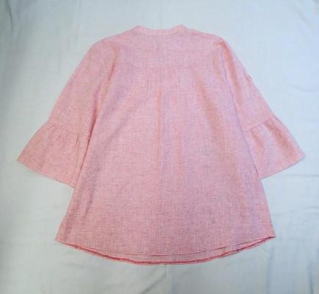 ◇オーダーメード ハンドメイド刺繍入り デザインブラウス プルオーバー フラワー柄/ピンク < 女性ファッション  ◇オーダーメード ハンドメイド刺繍入り デザインブラウス プルオーバー フラワー柄/ピンク < 女性ファッションの