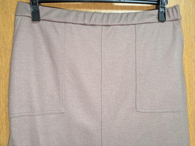 INDIVI昨季美品モカブラウン圧縮ウールニットセミタイトスカート大きいサイズ13号12号ウエストゴムスカートセットアップ可能 < ブランド INDIVI昨季美品モカブラウン圧縮ウールニットセミタイトスカート大きいサイズ13号12号ウエストゴムスカートセットアップ可能 < ブランドの