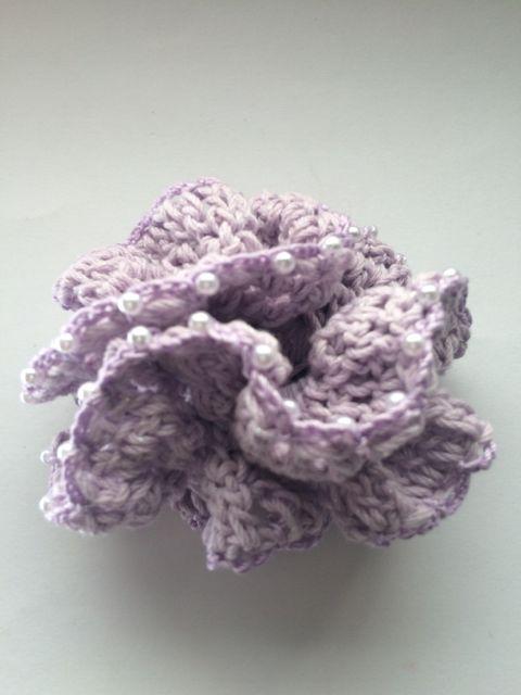 ハンドメイド ボリューム シュシュ 小さなパールビーズ盛り盛り < 女性ファッション  ハンドメイド ボリューム シュシュ 小さなパールビーズ盛り盛り  < 女性ファッションの