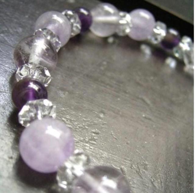 アメジストxカット水晶ブレスレット 天然石 パワーストーン < 女性アクセサリー/時計 アメジストxカット水晶ブレスレット 天然石 パワーストーン < 女性アクセサリー/時計の