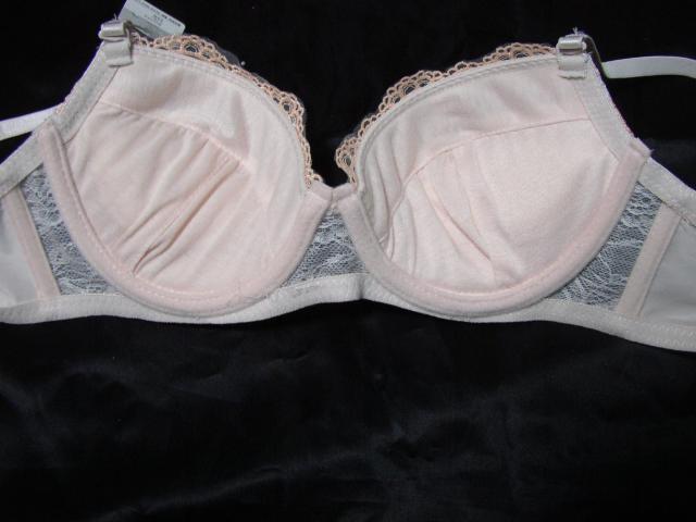 ペールピンク系花柄レースD70Mワイヤー入り < 女性ファッション  ペールピンク系花柄レースD70Mワイヤー入り < 女性ファッションの