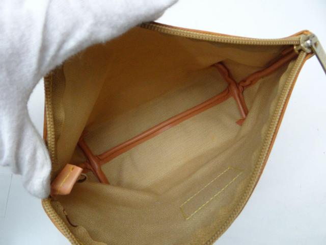 PRIMA CLASSE プリマクラッセ 地図柄 PVC ポーチ ブラウン系マルチカラー<USED>【送料無料】 < ブランド PRIMA CLASSE プリマクラッセ 地図柄 PVC ポーチ ブラウン系マルチカラー<USED>【送料無料】 < ブランドの