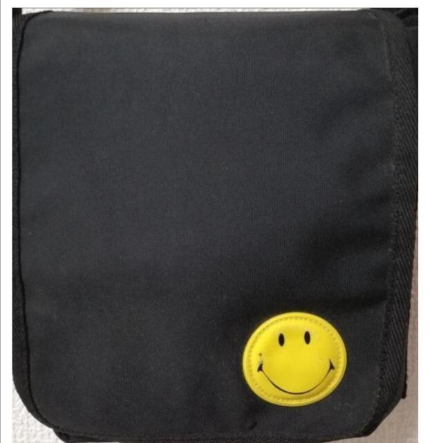 スマイル ニコちゃん ショルダーバッグ < 女性ファッション  スマイル ニコちゃん ショルダーバッグ  < 女性ファッションの