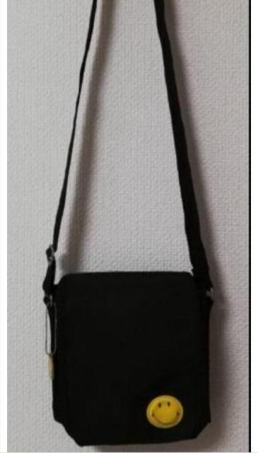 スマイル ニコちゃん ショルダーバッグ < 女性ファッション  スマイル ニコちゃん ショルダーバッグ < 女性ファッションの