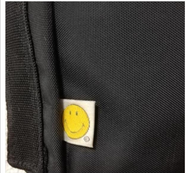 スマイル ニコちゃん ショルダーバッグ < 女性ファッション  スマイル ニコちゃん ショルダーバッグ < 女性ファッションの