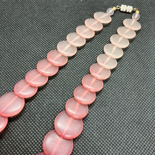 即決 デザイン ネックレス レッド ピンク グラデーション < 女性アクセサリー/時計  即決 デザイン ネックレス レッド ピンク グラデーション < 女性アクセサリー/時計の