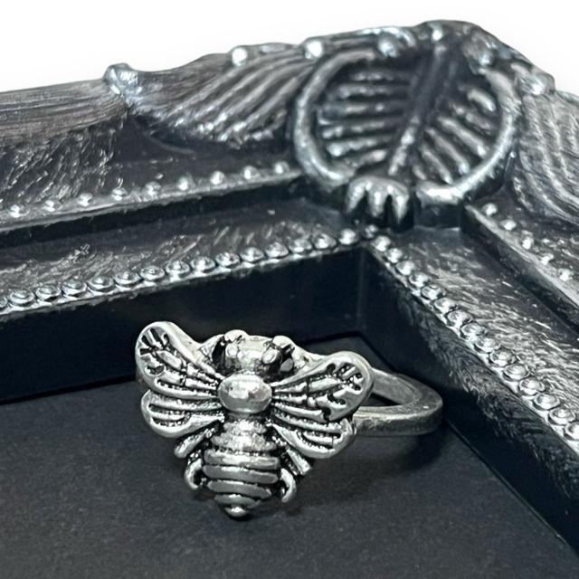 【新品/12号】蜂デザインシルバーリング☆ハニービー < 女性アクセサリー/時計 【新品/12号】蜂デザインシルバーリング☆ハニービー < 女性アクセサリー/時計の