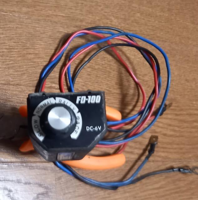 イノウエ ウインカーリレー FD-100 DC-6V ハイフラ 当時物 昭和 < 自動車/バイク イノウエ ウインカーリレー FD-100 DC-6V ハイフラ 当時物 昭和 < 自動車/バイク