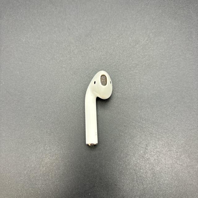 即決 Apple アップル AirPods 第ニ世代 右耳のみ A2032 < 家電/AV  即決 Apple アップル AirPods 第ニ世代 右耳のみ A2032 < 家電/AVの