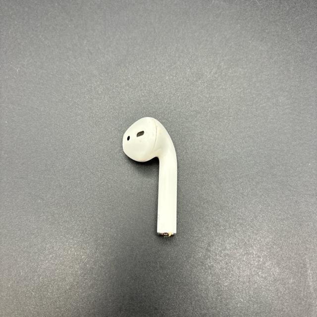 即決 Apple アップル AirPods 第ニ世代 右耳のみ A2032 < 家電/AV  即決 Apple アップル AirPods 第ニ世代 右耳のみ A2032 < 家電/AVの