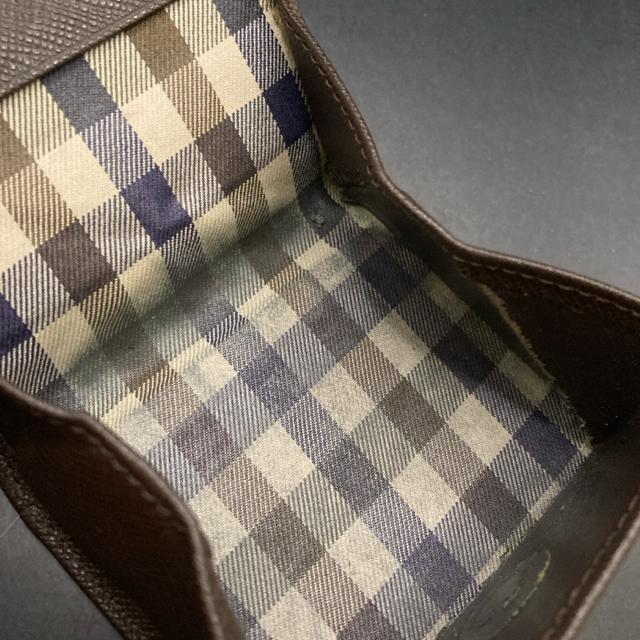 ���� Aquascutum �A�N�A�X�L���[�^�� �R�C���P�[�X ���K���� �� �u�����h�� 