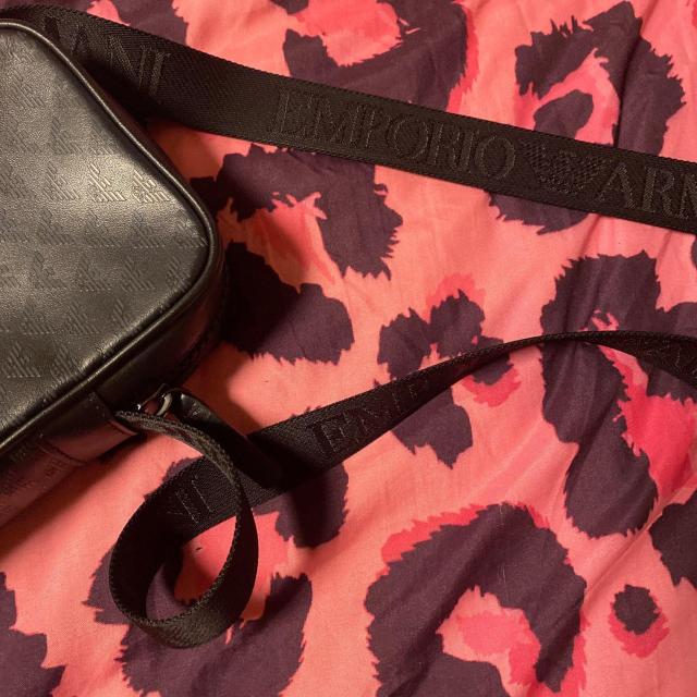 �G���|���I�A���}�[�j EMPORIO ARMANI ���S�^���� �V�����_�[�o�b�O �T�R�b�V�� �� �� �u�����h�� 