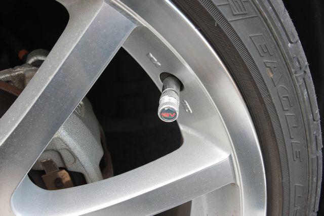 16Vロゴ入りエアバルブ エアバルブキャップ < 自動車/バイク 16Vロゴ入りエアバルブ エアバルブキャップ < 自動車/バイク