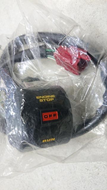 貴重品CBR400F新品ハンドルスイッチ左右セット < 自動車/バイク 貴重品CBR400F新品ハンドルスイッチ左右セット < 自動車/バイク