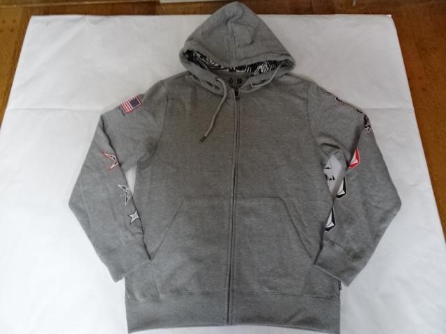 ボルコム x TEAM USAスノーボード フルジップ パーカーUS S 灰 < 男性ファッション  ボルコム x TEAM USAスノーボード フルジップ パーカーUS S 灰 < 男性ファッションの