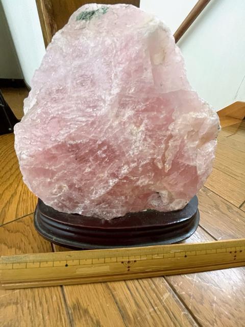 デカ!2.5キロ!ローズクォーツ!原石!磨きなし!そのまま!台座付き!ブラジル産!原石のみでも!自立して置けます! < インテリア/ライフ  デカ!2.5キロ!ローズクォーツ!原石!磨きなし!そのまま!台座付き!ブラジル産!原石のみでも!自立して置けます!  < インテリア/ライフの